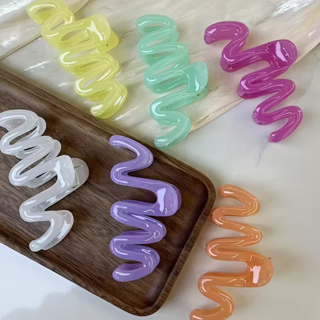 Wave Hair Claw Clips